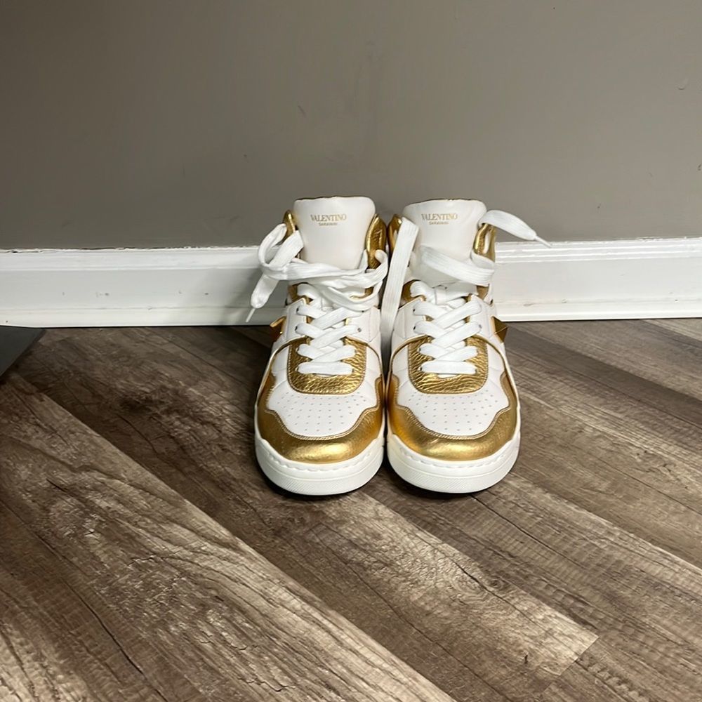 Valentino Garavani mens shoes, practically brand new size 42/9